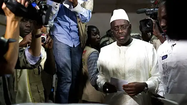 Video thumbnail for Is Macky Sall preparing for a political comeback in Senegal?