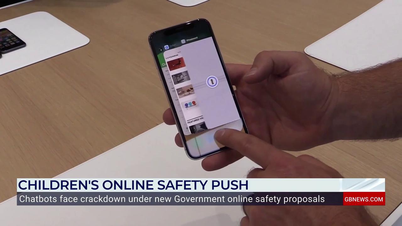 Video thumbnail for Mother of teenager who died during online 'blackout' challenge hails 'fantastic' social media ban