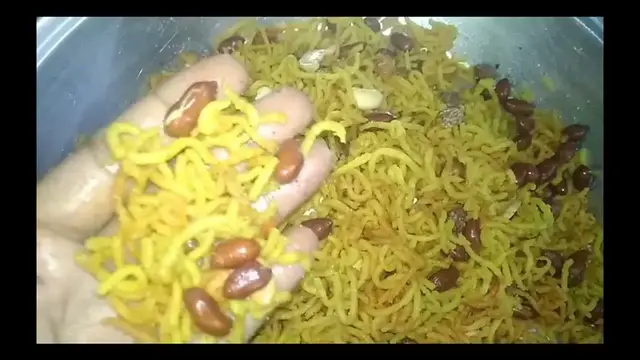 Video thumbnail for Dry Fruit Special Namkeen Mixture / Dry Fruits Namkeen / Namkeen Mixture / Homemade Crunchy Namkeen