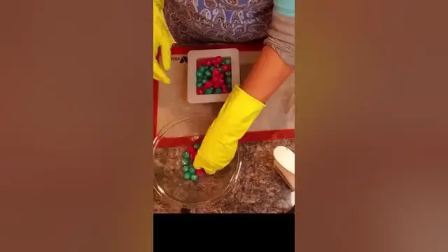 'Video thumbnail for Jolly Ball Melt and Pour Soap #Short'