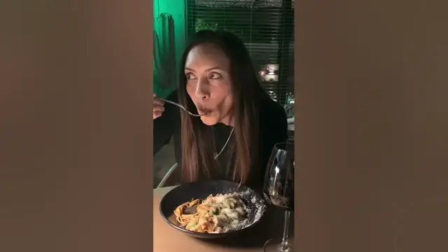 Video thumbnail for Cenamos delicioso #shorts