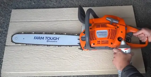 Video thumbnail for Husqvarna Chainsaw 455 Rancher Problems & Solutions