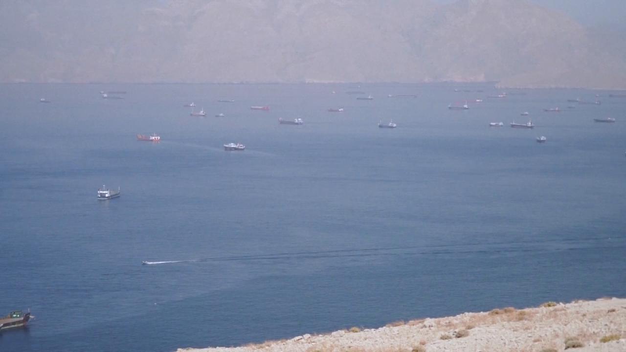 Video thumbnail for Iran: Iran announces full closure of Hormuz Strait.