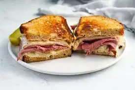 Video thumbnail for Classic Reuben Sandwich Recipe