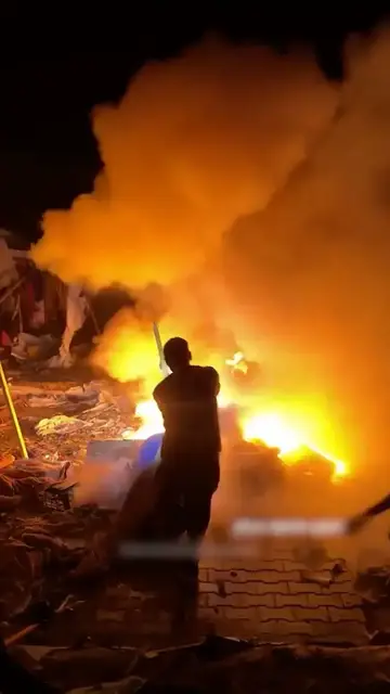 Video thumbnail for Israel kills 130 Palestinians in a matter of hours as Gaza talks resume