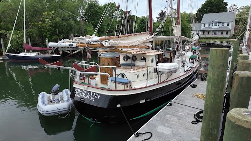 Video thumbnail for Enjoy a boat tour with East End Charters