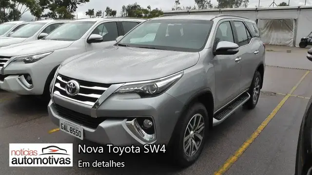 Video thumbnail for Nova Toyota SW4 - Detalhes - NoticiasAutomotivas.com.br