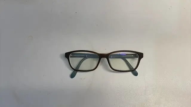 Video thumbnail for How To Pop the Lenses Out of Plastic Frames?