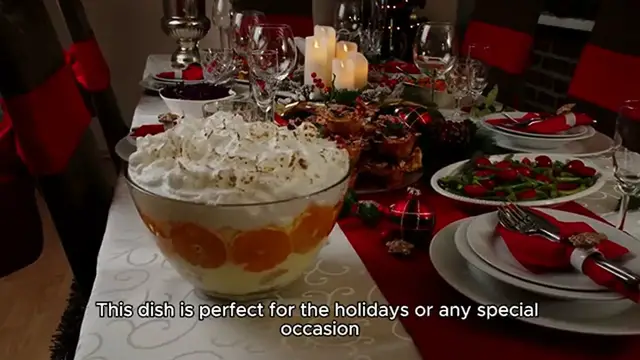 Video thumbnail for Berry Tiramisu Trifle recipe