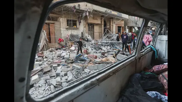 Video thumbnail for Hamas Has Accepted Draft Agreement for Gaza Ceasefire, Officials Report