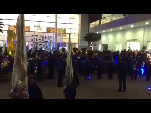 Video thumbnail for Minerva Marching band encendida del arbol CCU 2017 (5)