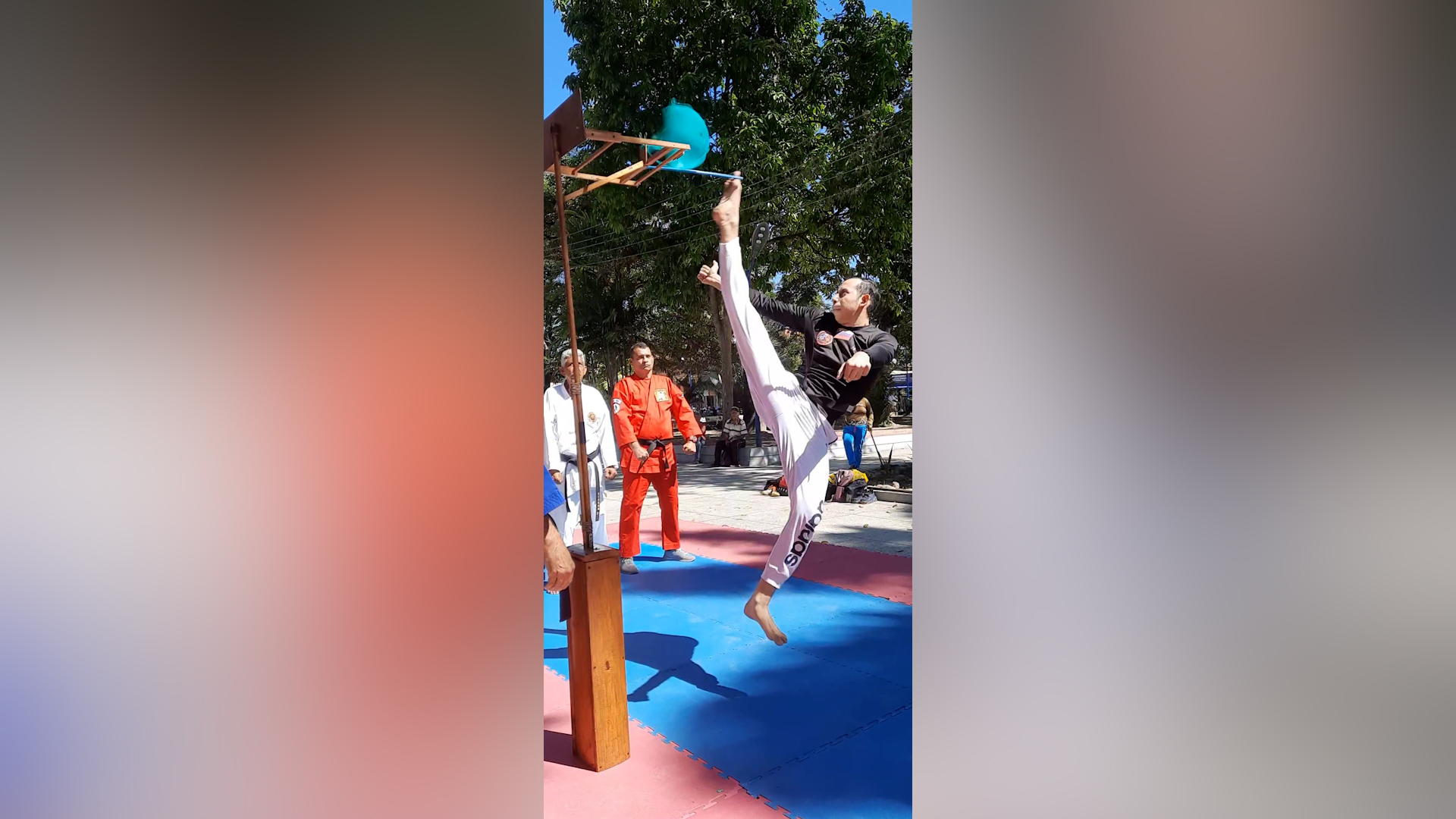 Video thumbnail for Highest unassisted martial arts 360 kick  2.23 metres (7 ft 3 in) by Carlos Jaen