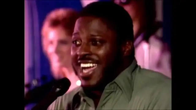 'Video thumbnail for Bob Uecker introduces Henry Lawrence singing on The All New Bob Uecker Sports Show'