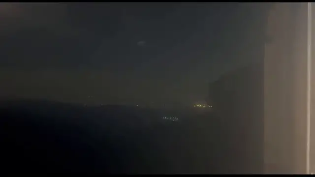 Video thumbnail for Lebanon: Israeli forces detonate displaced Lebanese homes in the town of Srobbin.