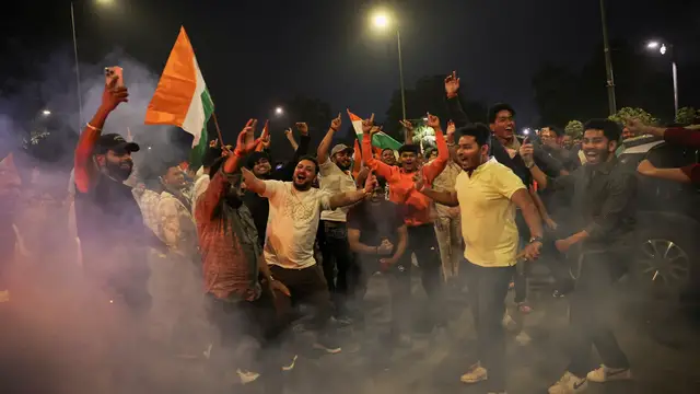 'Video thumbnail for Indian cricket fans celebrate first Women’s World Cup title'