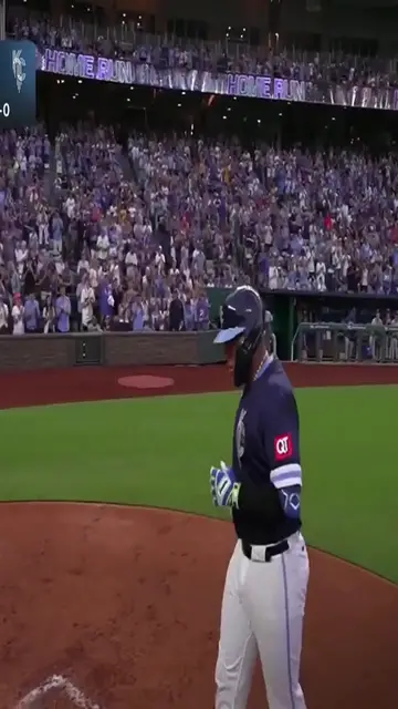 'Video thumbnail for Salvador Perez HAMMERS a Three-Run Home Run!'