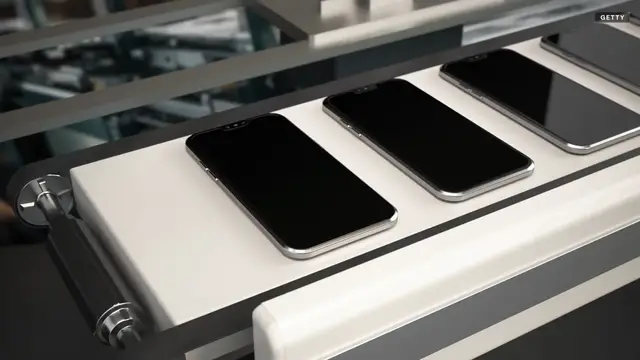 Video thumbnail for iPhone Price Increases, ChatGPT iMessage Integration and YouTube vs. Netflix | Tech Today