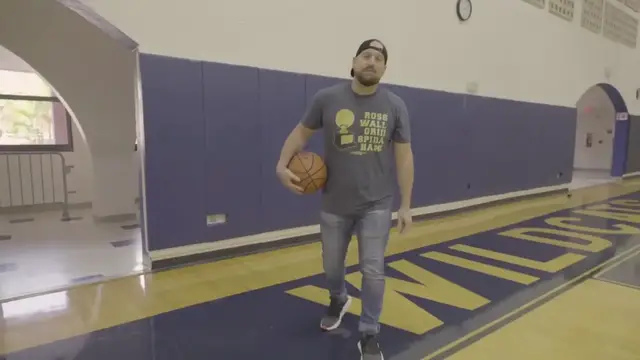 'Video thumbnail for NBA's SECRET Dunk Contest Coach! | Team Flight Brothers CEO'