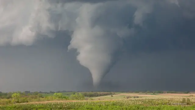 Video thumbnail for Winter tornado threat persists as experts warn of seasonal risks