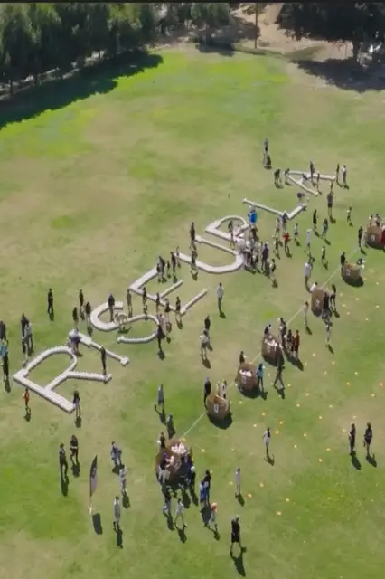 'Video thumbnail for Largest soccer ball sentence - 1,461 balls by PNC Bank'