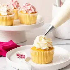 Video thumbnail for Classic Buttercream Icing