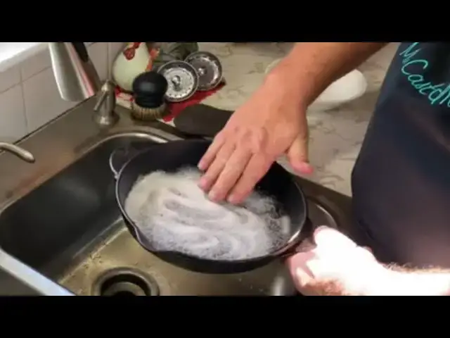 Video thumbnail for How To CLEAN A Cast Iron Skillet With SALT!!