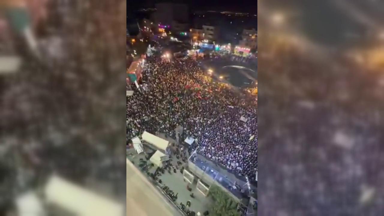 Video thumbnail for Iran: Crowds Gather at Tehran Revolution Square in Pro-Government Rally.