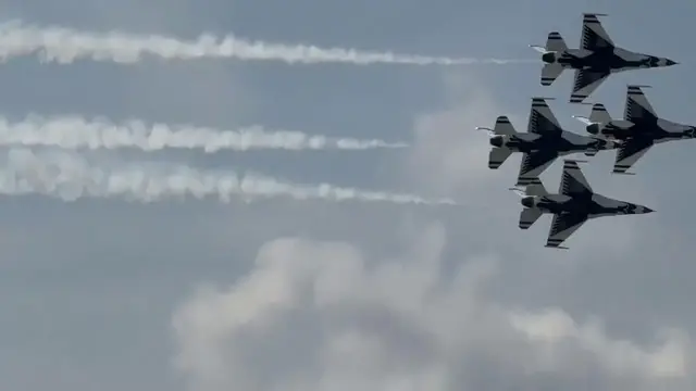 Video thumbnail for US: Thunderbirds' Performance at Rochester Airshow 2026.