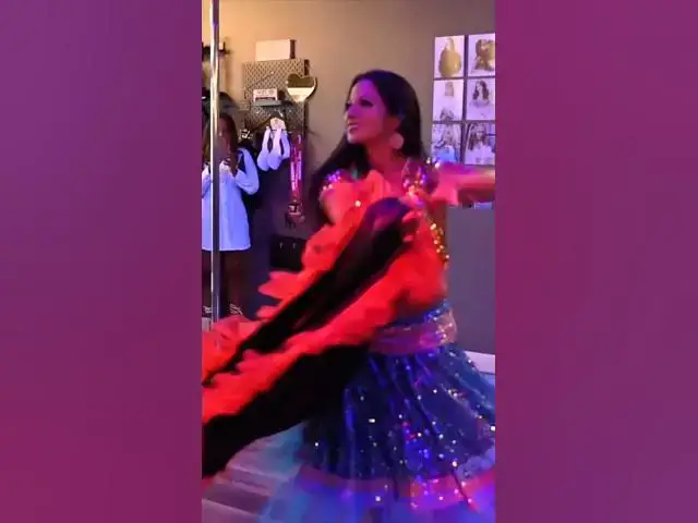 Video thumbnail for Garba and Bollywood Fusion change of cloths while dancing #bollywood #garba #wings #usa #spain #uk