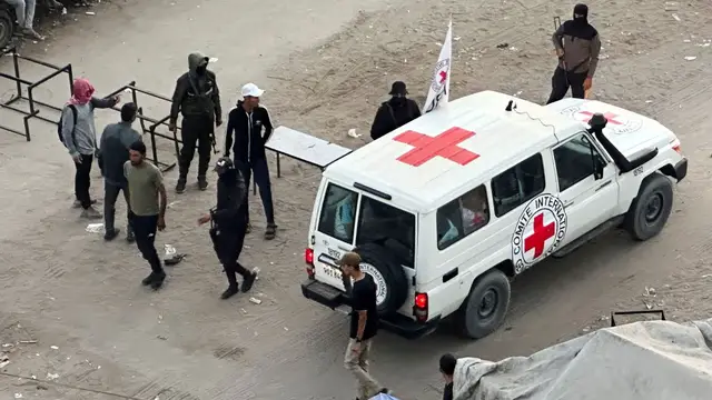 'Video thumbnail for Red Cross prepares for release of Israeli captives in exchange for Palestinian prisoners'