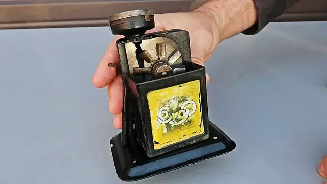 'Video thumbnail for 5 Weirdest Things on eBay/Amazon!'