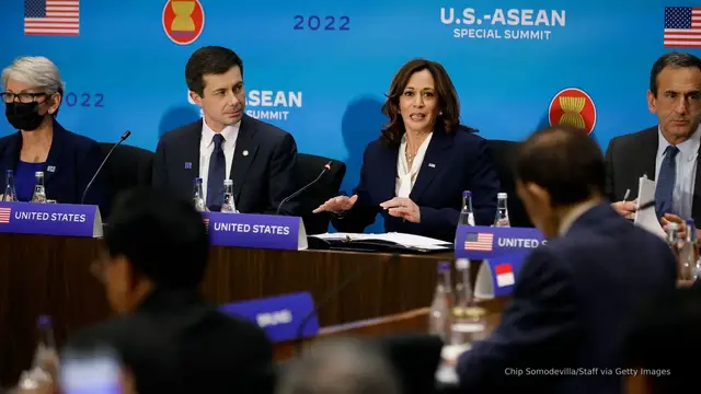 'Video thumbnail for Harris’ book names who she wanted instead of Walz as her VP: Report'