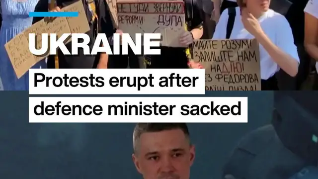 Video thumbnail for Ukraine: Protests erupt after defence minister sacked