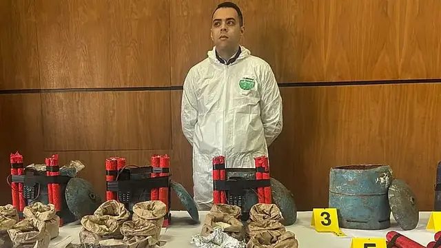 Video thumbnail for Moroccan police arrest 10 people over thwarted Islamic State-linked attack plots