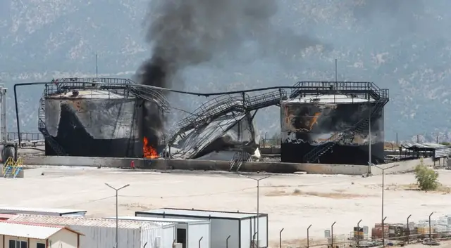 Video thumbnail for Drone strikes halt oil operations in Iraq's Kurdish region amid Erbil-Baghdad tensions