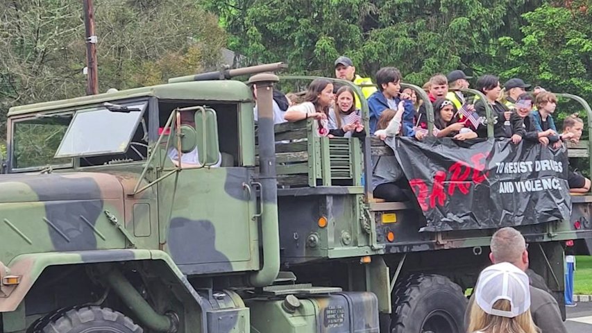 Video thumbnail for Jersey Proud: DARE Students participate in Memorial Day parade