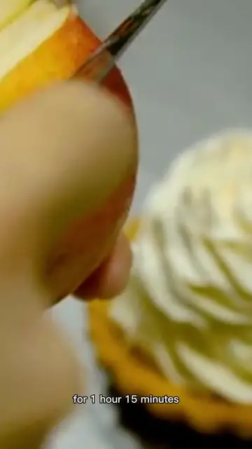 'Video thumbnail for apple cake recipe'