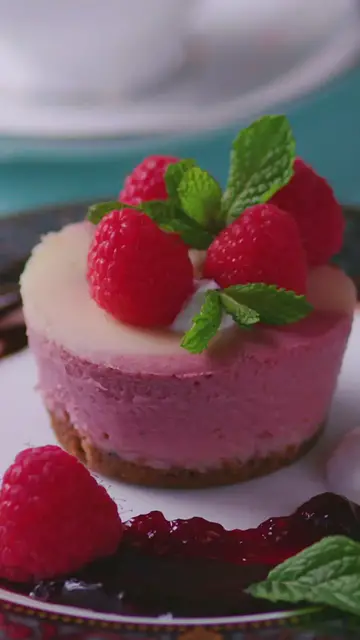 Video thumbnail for French Formal Table