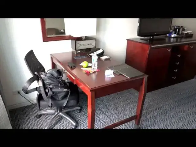 Video thumbnail for Hilton Hotel JFK Airport New York . Room 1233 video tour