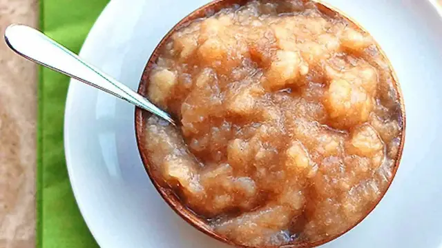Video thumbnail for Classic Homemade Applesauce  recipe