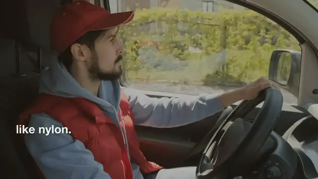 Video thumbnail for 	 What Materials Are Used For Puffer Jackets?