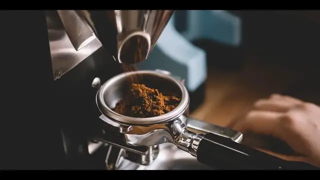 Video thumbnail for What Type of Coffee Grinder Is Best, Superb 3 List Type Of Grinder That Must Know About It