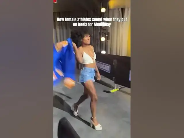 Video thumbnail for You hear them coming 😅 #femaleathletes #mma #ufcvegas96