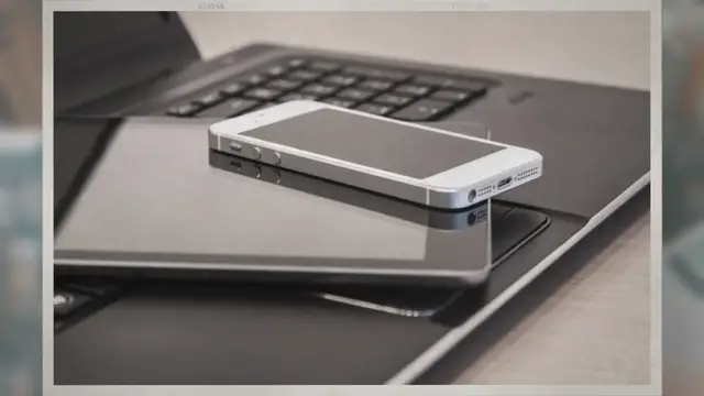 Video thumbnail for Are Smartphones Computers?