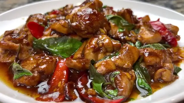'Video thumbnail for Basil Chicken _ Simple And  Flavorful Juicy Garlic Basil Chicken Stir Fry  _ Sesame Oil For Cooking(720P_HD)'