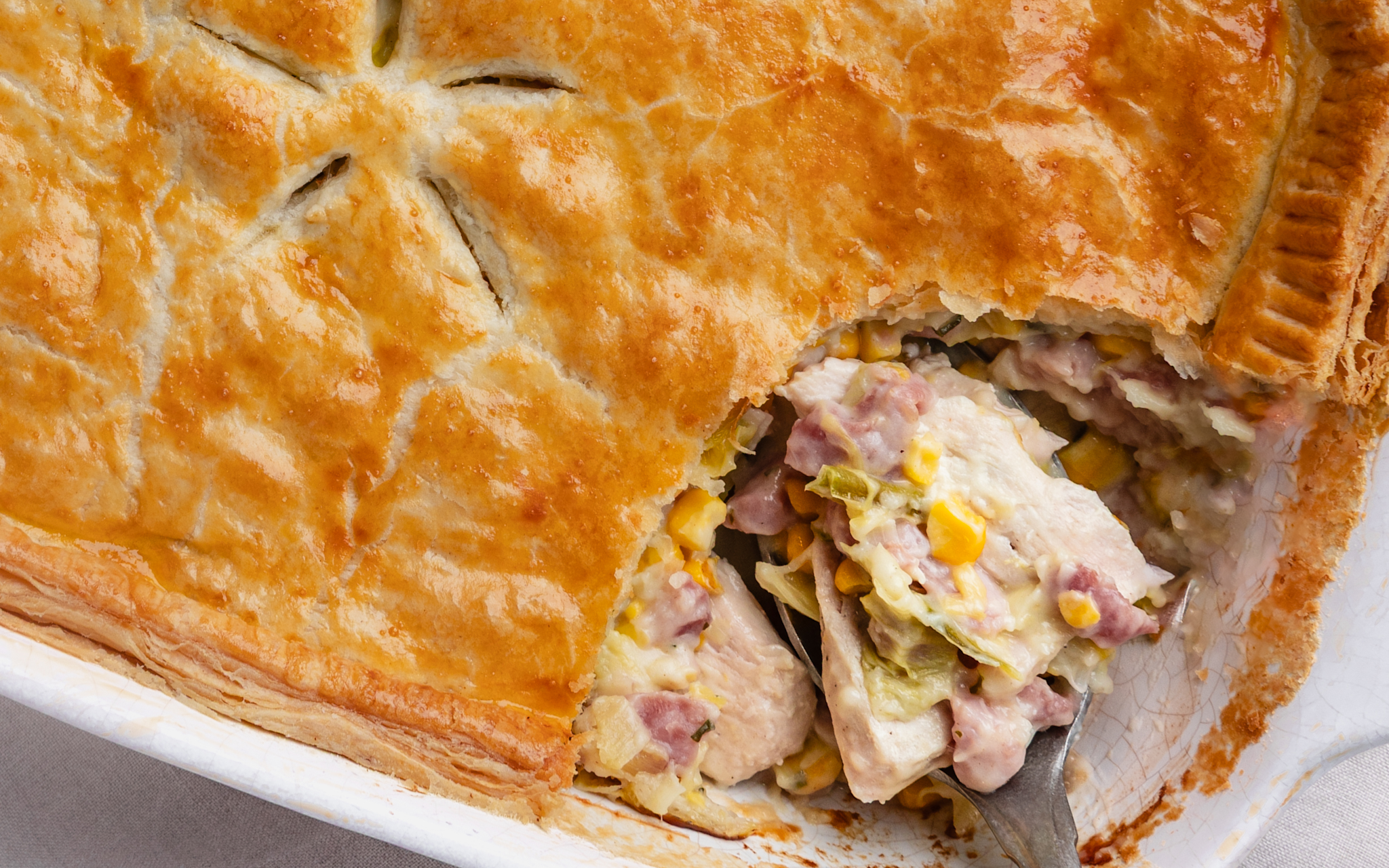 Video thumbnail for Chicken, Bacon and Corn Pie