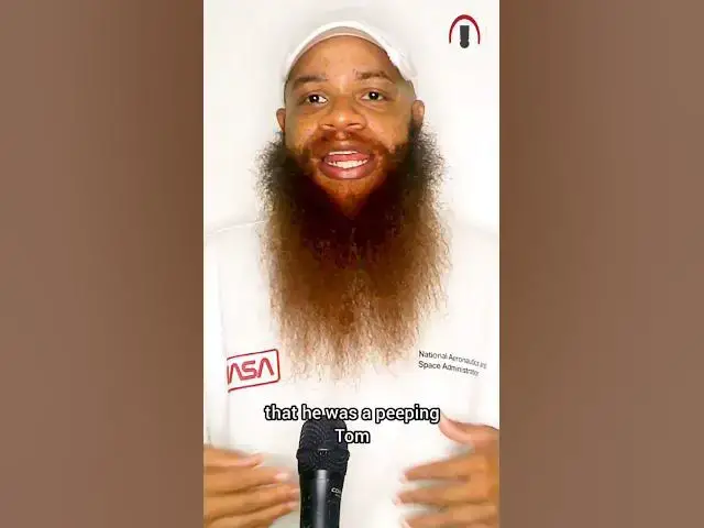 Video thumbnail for Nicki Minaj apologizes to her cameraman after kicking him