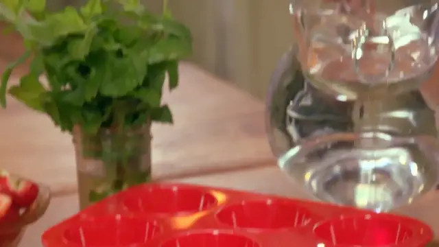 Video thumbnail for 
				 How to Make Sassy Ice Cubes