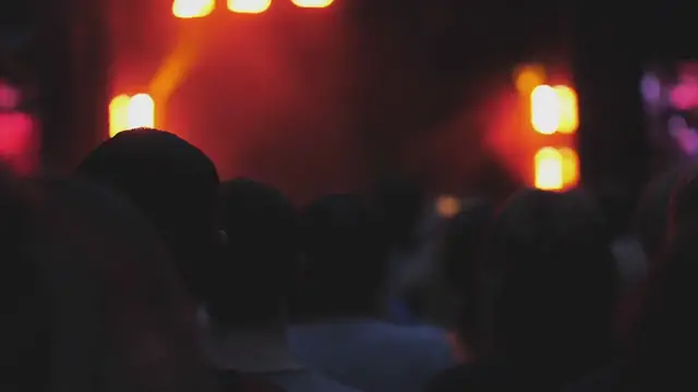 Video thumbnail for "Travis Kelce Teases Possible Return to Taylor Swift's Eras Tour After London Cameo"