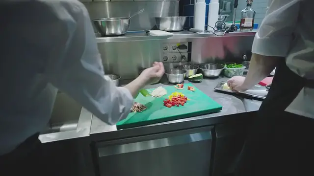 Video thumbnail for Aircraft Carrier USS Harry Truman: A Giant at Sea